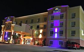 Robinson Inn And Suites